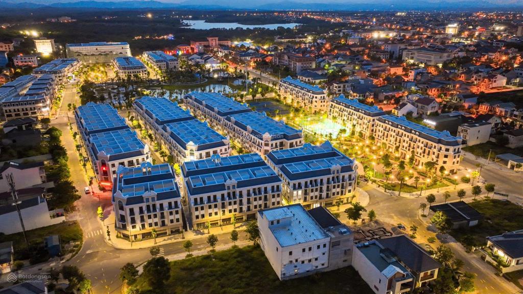 Rẻ nhất thị trường!!! hàng hiếm tại vincom shophouse đông hà