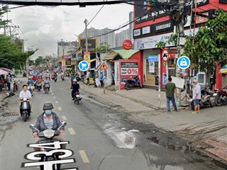 Định cư chính chủ cần bán gấp nhà mặt tiền lê văn lương, trung tâm nhà bè.