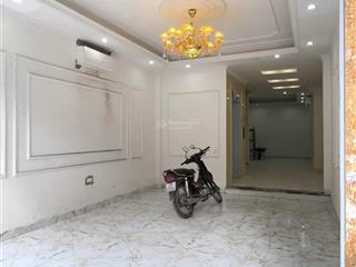 Nhà xây mới 5 tầng, thang máy tại phố lĩnh nam, 66m2, mt4.8m, gara ô tô, kinh doanh, giá 15.8 tỷ.