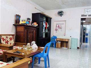 Cần bán nhà tập thể quan hoa  cầu giấy  70m  ô tô đỗ cửa  nguyên bản