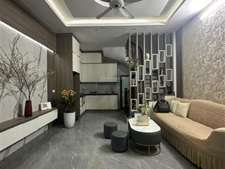 Bán nhà đẹp phố võ thị sáu gần hồ ngõ thông chỉ 6.7 tỷ