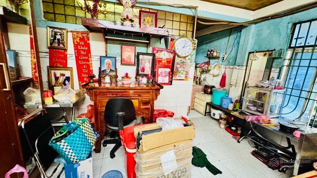 Nhà cấp 4 tiện xây mới, quận 6  hậu giang, 2 tầng, hẻm 5m, 4,5x18m, chỉ 7.x tỷ