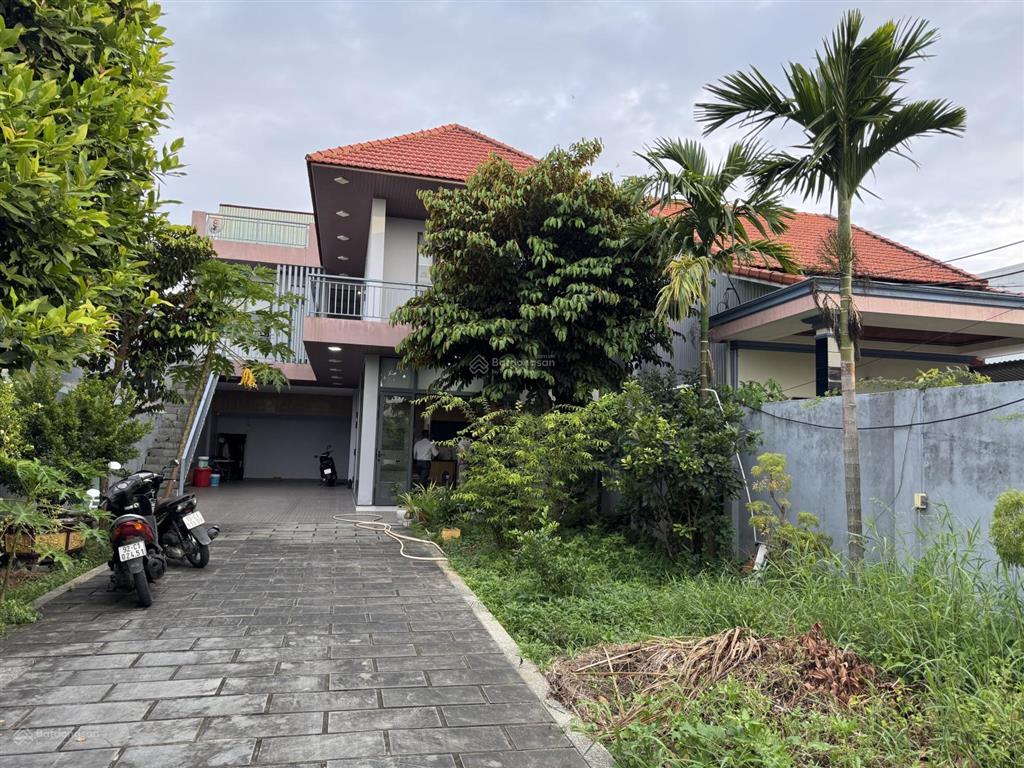 Biệt thự vườn 2 tầng kèm nhà yến dòng tiền ổn định cách chùa cầu hội an 4km