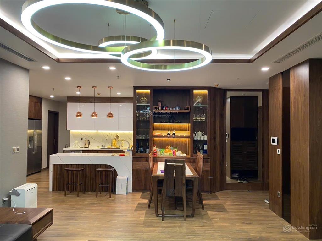 Cho thuê nhanh metropolis liễu giai 3pn  105m2  giá thuê chỉ từ 35 triệu/tháng.