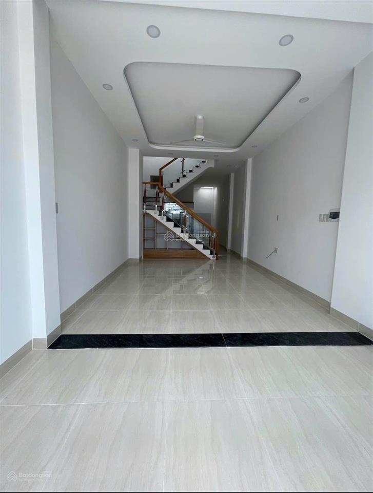 Nhà cần bán dt56m22tầng3pnôtô đậu cửavĩnh hoànha trang chỉ 3ty300tr