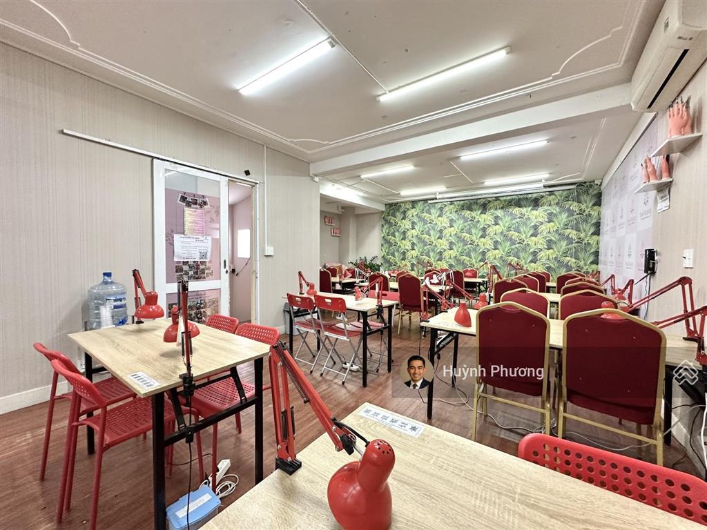 Mặt tiền phan xích long  phú nhuận  8x18m  3 tầng  hđ thuê 90 triệu  giá 55 tỷ