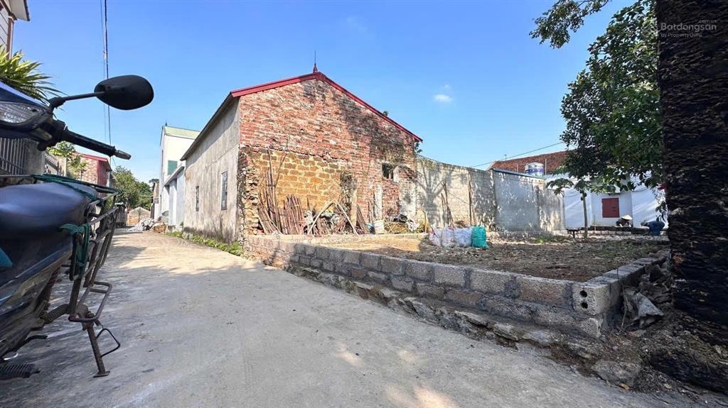 Lô góc 2 mặt tiền cực hiếm 99,3m²  trung tâm tuy lai, mỹ đức, hà nội  giá chỉ 1.48 tỷ