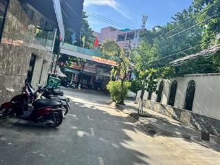 Bán đất biển tặng dãy 5 phòng trọ đang cho thuê