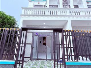 Bán nhà chính chủ sổ riêng mới xây giá 1,25 tỷ, 68m2 tại mỹ hạnh nam, đức hòa, long an