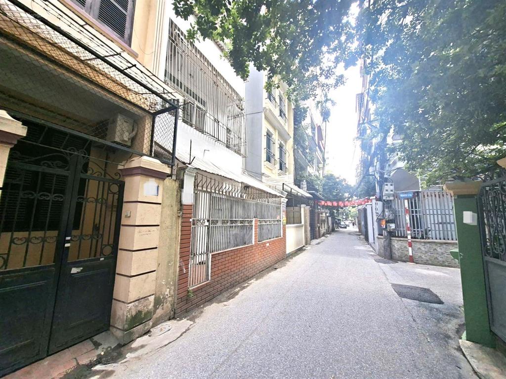 Duy nhất! nhà cầu giấy, 54m mt 5.5m, phân lô, ô tô đỗ! vị trí vàngở yên tĩnh, dân trí cao! [874]