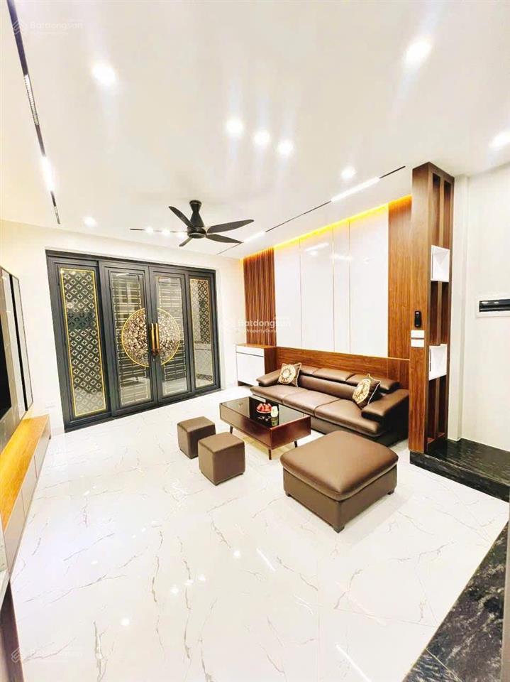 Nhà phạm huy thông 52m2, 6 tầng, ngõ 6m, 2 ô tô tránh, 2 thoáng, 50m ra hồ ngọc khánh giá 19.5 tỷ