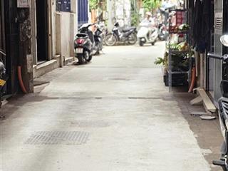 Nhà phố phan đình phùng 34m2*4t, mt 4.5m, ngõ 2 xe máy tránh, gần phố, 10m ra ô tô chào giá 8,5 tỷ