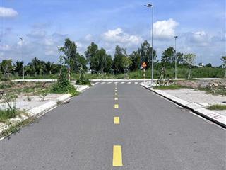 Đất đẹp mặt tiền trung tâm thị trấn cần đước