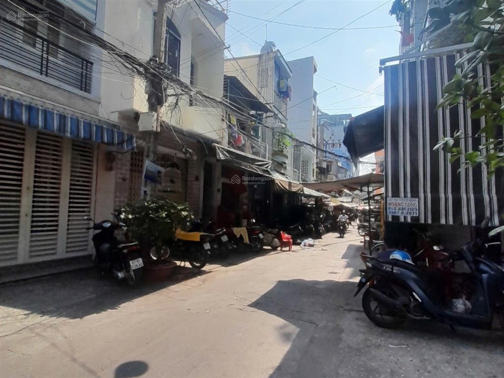 Nhà q10 hẻm xe hơi 8m nhà đẹp hiếm nhỉnh 4 tỷ