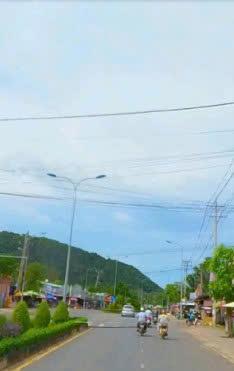 Chính chủ ngộp bank cần bán gấp đất mặt tiền đường 30/4  trung tâm dương tơ, phú quốc