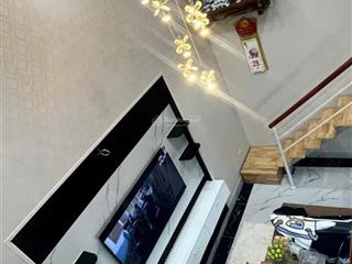 Nhà đẹp giá bình dân  diện tích 27m2, mt 4,6m  10m ra mặt phố trương định  chỉ có 5,65 tỷ
