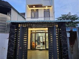 Bán nhà tl 51. dt. 4 x14. gần chợ. trường học. tiện ích khác