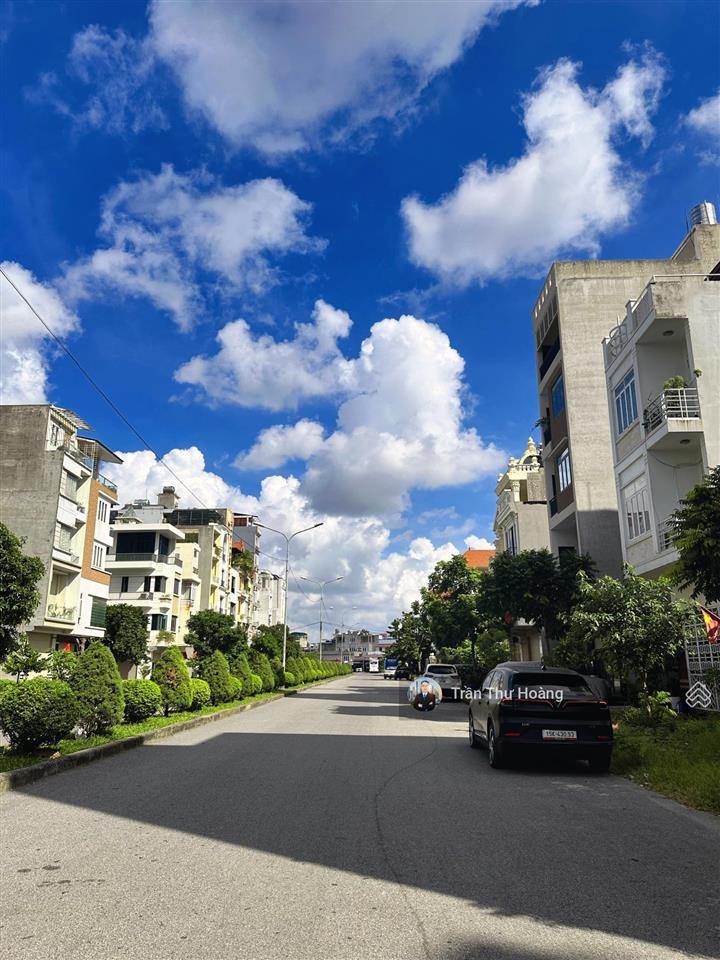 Đất 66m2 mặt đường 30m lô 26 lê hồng phong hướng tây nam