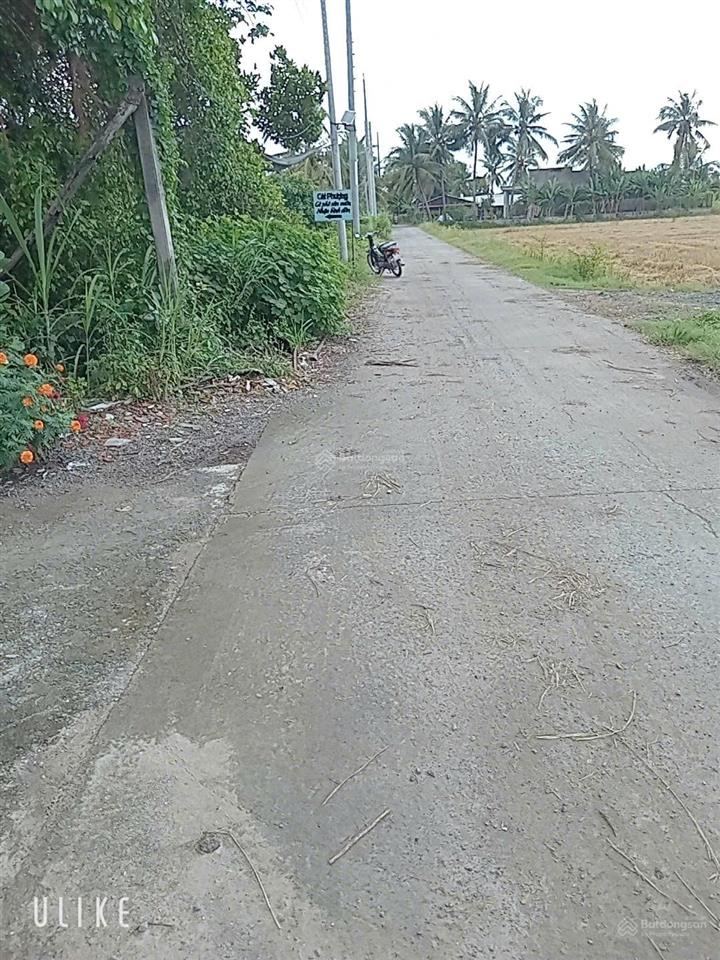 Đất bán tại xã an ninh đông, đức hòa, long an với diện tích 812 m2 trong đó có 300m2 thổ cư.