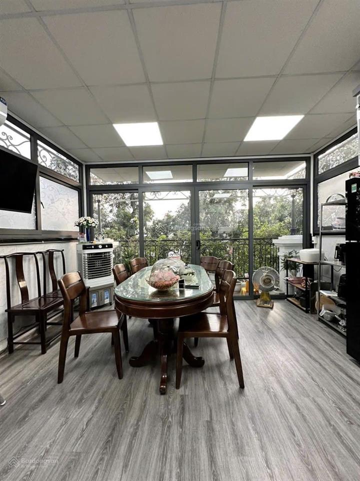 Bán nhà liền kề mặt phố trịnh văn bô dt105m x 5,5tx5mmt giá 30 tỷ, kd sầm uất, chủ cần bán gấp.