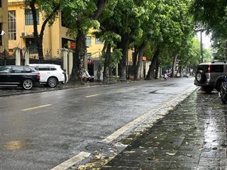 Bán nhà đống đa  phân lô ô tô đỗ cửa thang máy nội thất cơ bản cách phố 38m