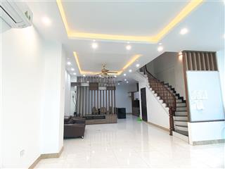 Cho thuê dài hạn nhà nguyên căn vừa ở vừa làm văn phòng