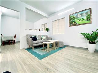 Chung cư lê hồng phong quận 10 rộng 80m2 2pn 1wc giá 8,5tr/th