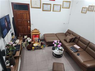 Tây hồ  bán nhà gần phố, ngõ thông  dân xây ở thích