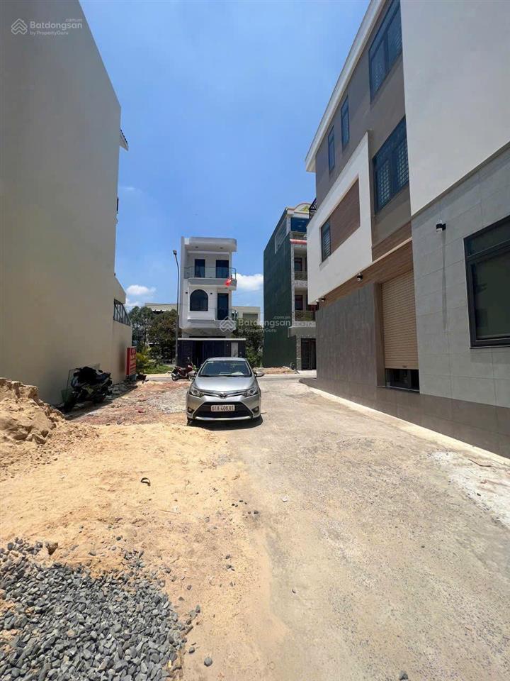 Bán gấp nhà riêng 4pn, 3wc, 52m2 tại ngô chí quốc, bình chiểu, thủ đức, 4,37 tỷ