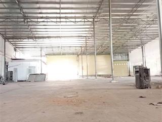 Cho thuê kho xưởng mặt tiền dg vo văn vân vl b bình chánh dt 22 x50 ( 1100m2 )giá 60 tr