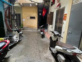 Bán gấp nhà lô góc thịnh hào 2  21/25m2t2 5 tầng  kinh doanh, ngõ thông ba gác tránh