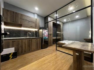 Thuê ngay căn hộ 1pn cao cấp 30m2 full nội thất ngay lê hồng phong  quận 5 khu vực an ninh