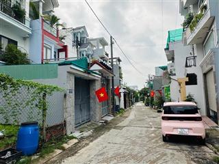 Bán đất phân 4 lô, giá chỉ 5.6 tỷ (65m2) vị trí đẹp, lê văn việt, tăng phú a, thủ đức