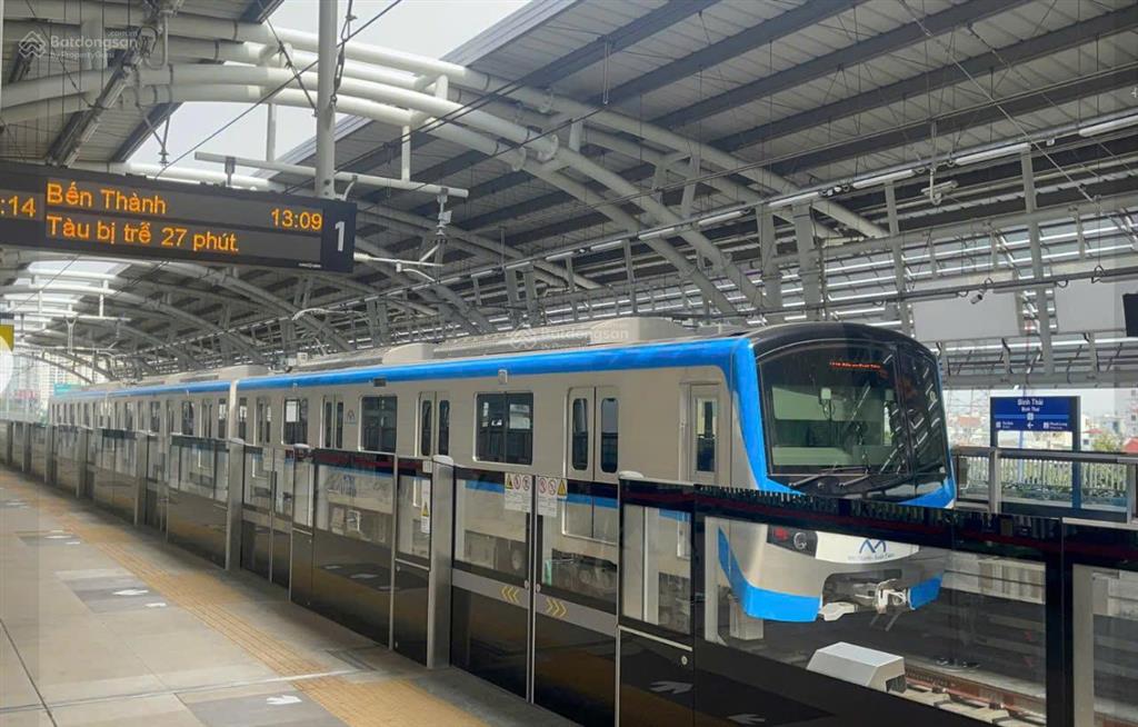 Hiếm nhà phố 4 lầu, vị trí đắc địa, ngay sát vincom, võ văn ngân, thủ đức