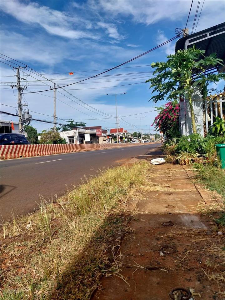 Bán nhà mặt tiền tl 328 trung tâm xã hoà bình tp. hcm siêu rẻ