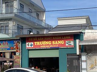 Bán căn nhà 1 lầu mặt tiền kinh doanh trung tâm xã hồ tràm 285m2 chính chủ