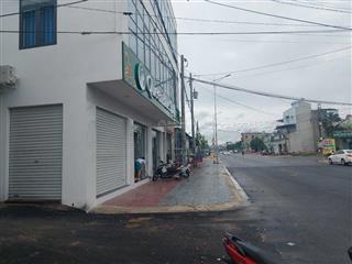 Chính chủ bán gấp nhà 1 trệt 2 lầu, gần bigc, xe hơi vào tận nhà, giá tốt