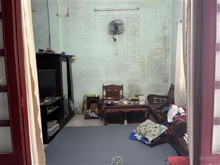 Cc bán đất tặng căn nhà cấp 4 tại đường 40 phường hiệp bình chánh  thủ đức tphcm.