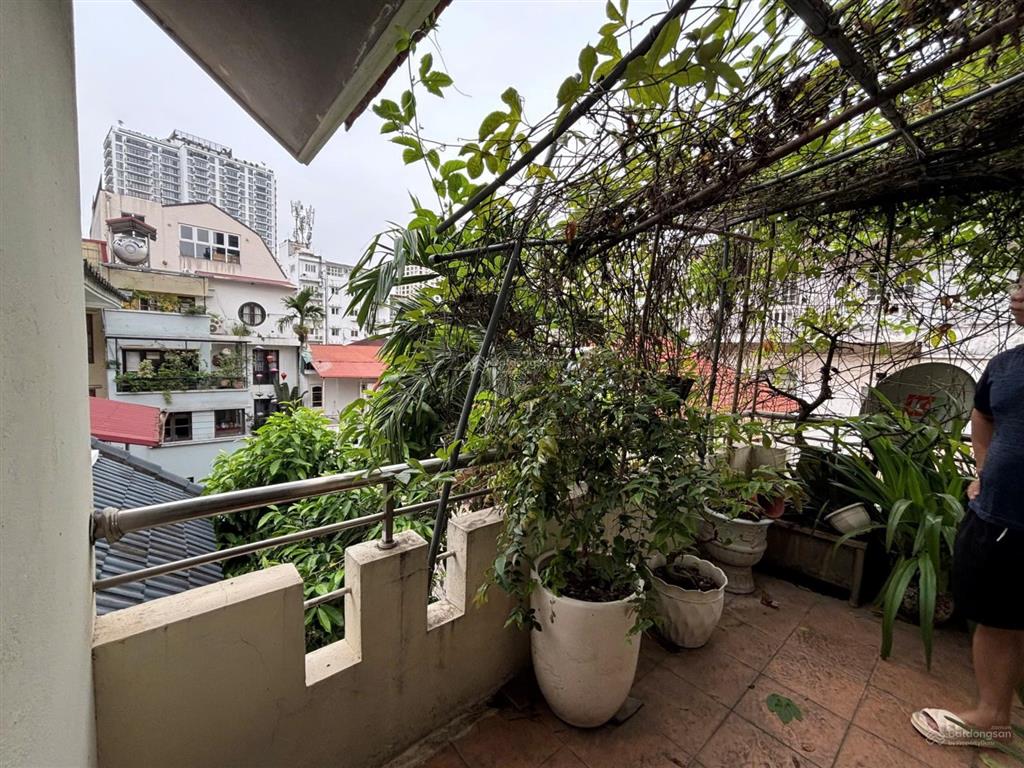 Bán nhà 5 tầng ngõ tây hồ hà nội dt 62,5m2 mt lô góc 17m 3 mặt thoáng giá tl nhẹ  0973 452 ***