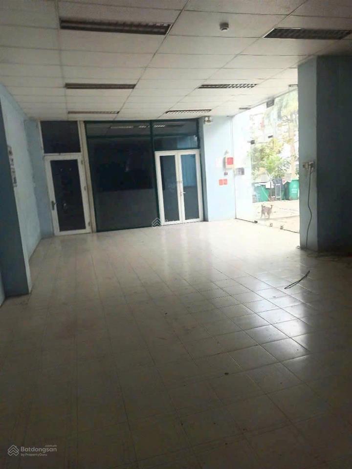 Cho thuê gấp kho, xưởng kcn tân tạo, bình tân. khuôn viên rộng, giá thuê rẻ