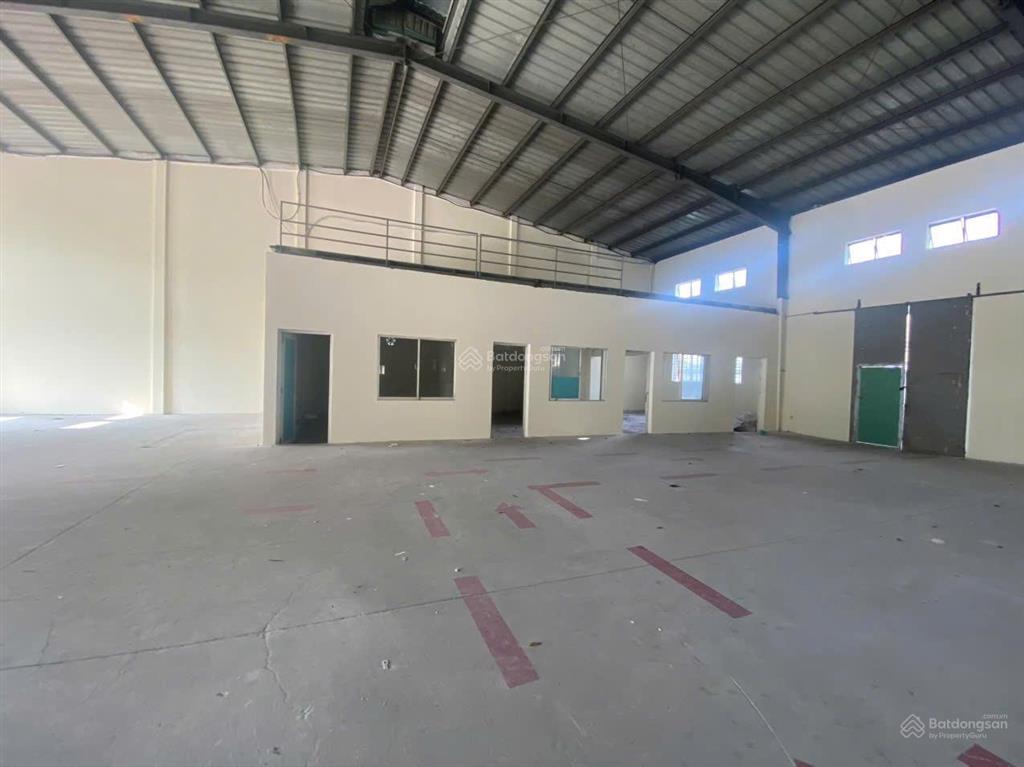 Cho thuê trong khu công nghiệp phường tân thới hiệp. hợp làm sx nhiều ngành nghề, giá thuê siêu rẻ
