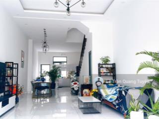 Bán shophouse g3 full nội thất, đường lớn mặt tiền kinh doanh 3 lầu 225m2