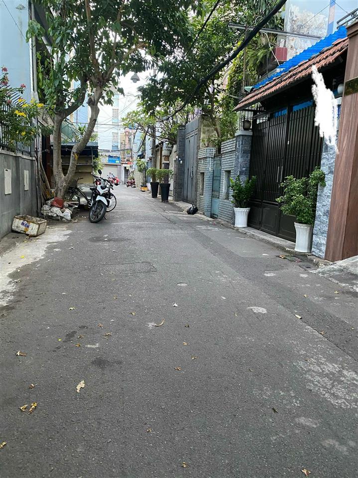 Giáp q10! nhà cấp 4 hẻm xe tải lý thường kiệt. dt (4,5x22)m giá 9,5 tỷ(tl)