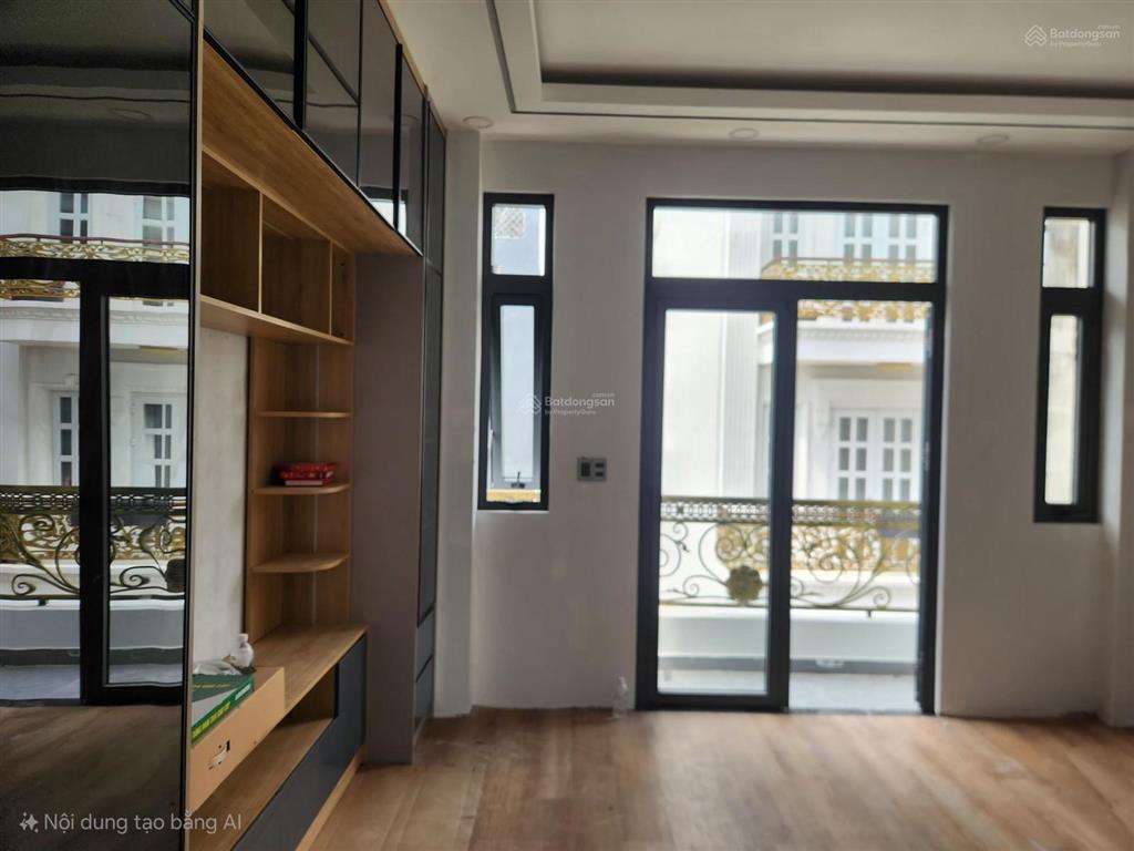 Bán nhà 5 tầng thang máy tại khu hoàng quốc việt phú mỹ quận 7