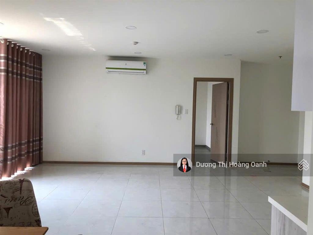 108m2, phường xóm chiếu, ven sông, một chân đến tt, chỉ 5,2 tỷ. điều không thể. 0938 231 *** ( oanh)