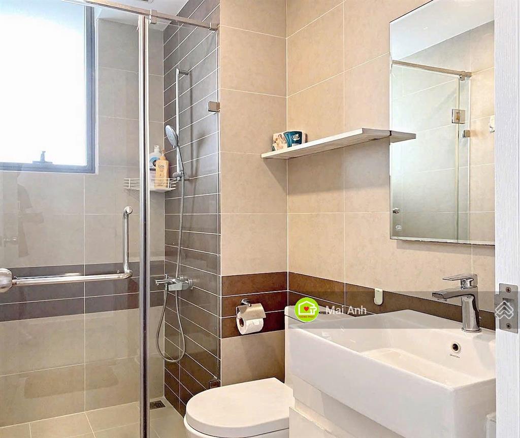 Bán gấp! căn góc view đẹp river gate 110m2 3pn  2wc. nội thất cao cấp, lầu cao  9,8 tỷ (bao hết)