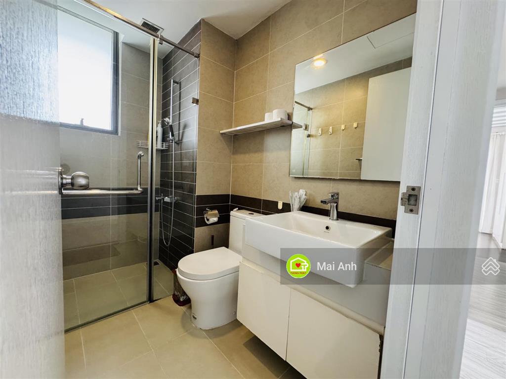 Bán gấp! căn góc view đẹp river gate 110m2 3pn  2wc. nội thất cao cấp, lầu cao  9,8 tỷ (bao hết)