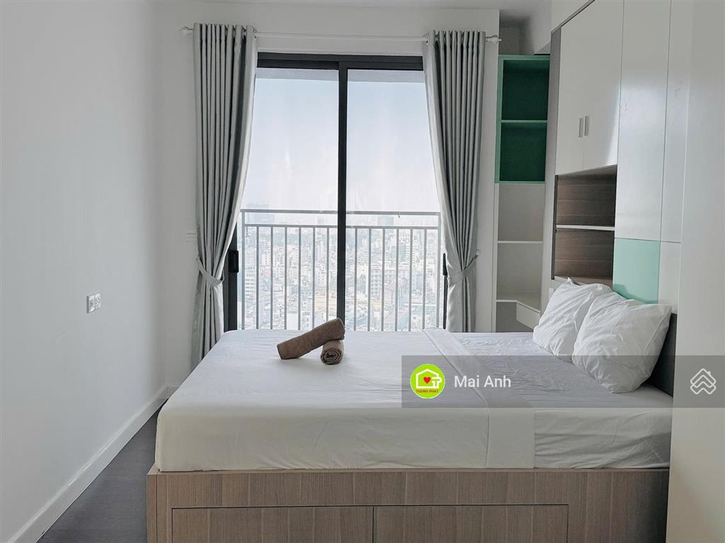 Bán gấp! căn góc view đẹp river gate 110m2 3pn  2wc. nội thất cao cấp, lầu cao  9,8 tỷ (bao hết)