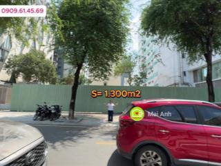 Đất vàng diện tích lớn mặt tiền nguyễn văn thủ (giao hai bà trưng) q1| 1300m2 30x45m  giá 1.200 tỷ