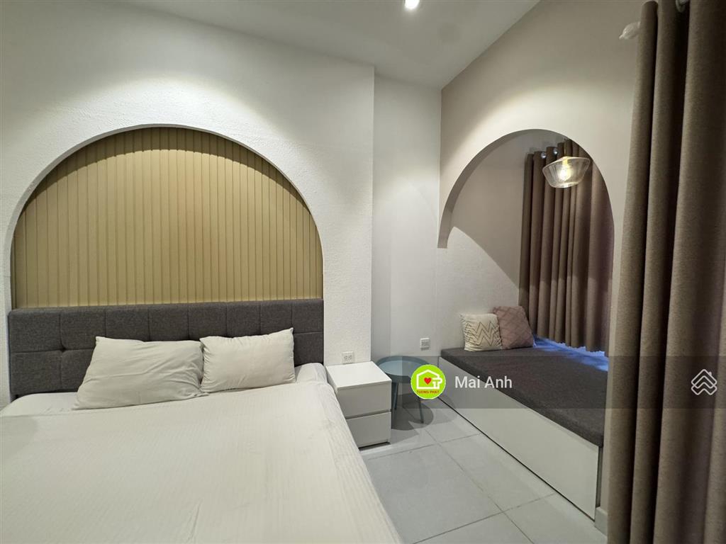 Chính chủ gửi bán căn hộ soho 1 phòng ngủ 30m2. nội thất đẹp. giá 3,99 tỷ